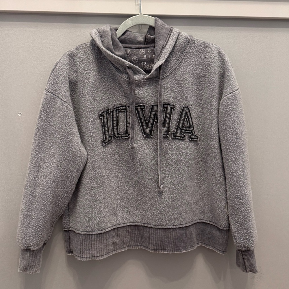 Pressbox Iowa Hawkeyes Reverse Fleece Hoodie. Size M.